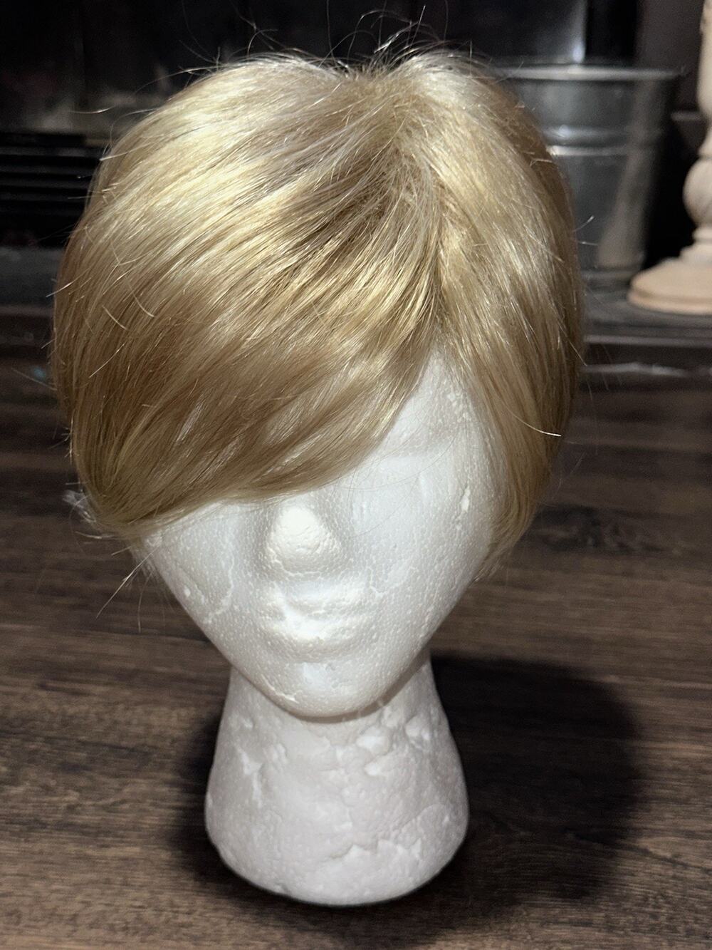 Paula Young Wig Golden Blonde Bob Short 14188A